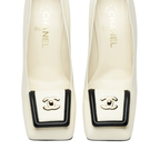 Chanel Pumps Ivory & Black