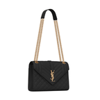 Envelope medium in quilted grain de poudre embossed leather.