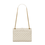 Envelope medium in quilted grain de poudre embossed leather.