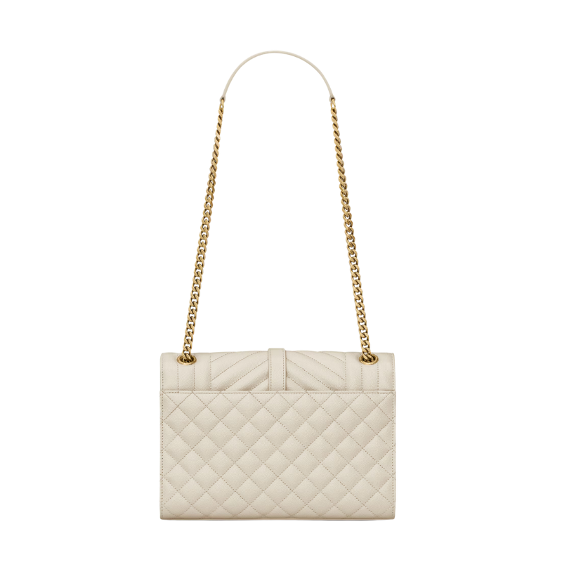 Envelope medium in quilted grain de poudre embossed leather.
